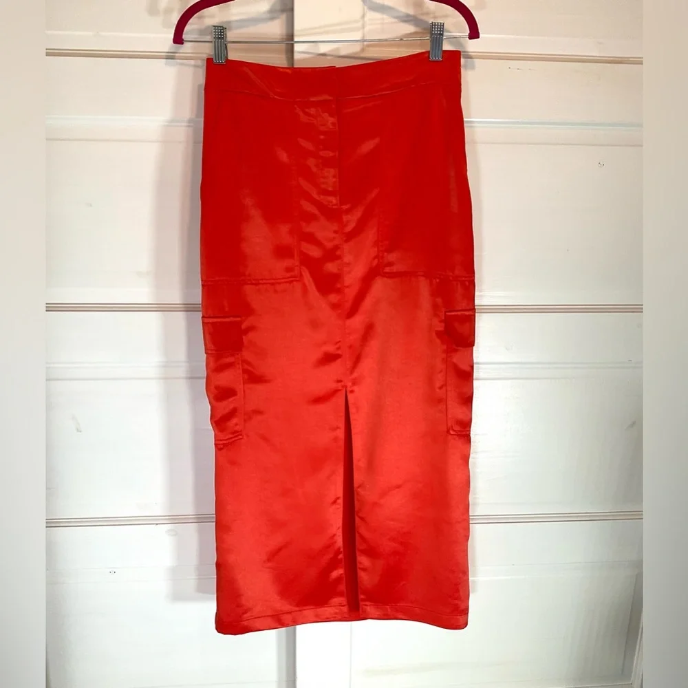 HOUSE OF HARLOW CARGO SKIRT - Picture 3 of 15